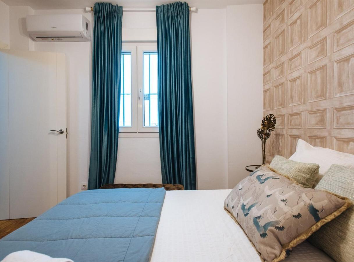 Feijoo Suite Apartment Seville Exterior photo